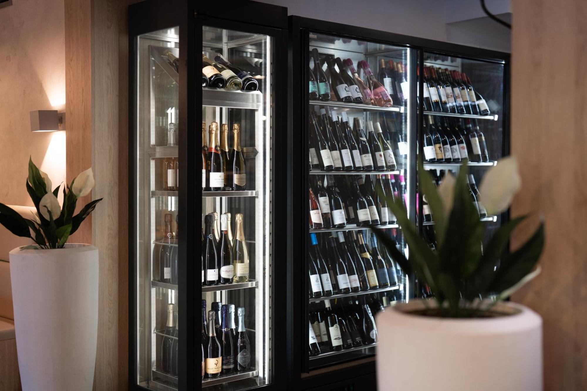 Penzion A Restaurace Bily Mlyn Liberec Buitenkant foto